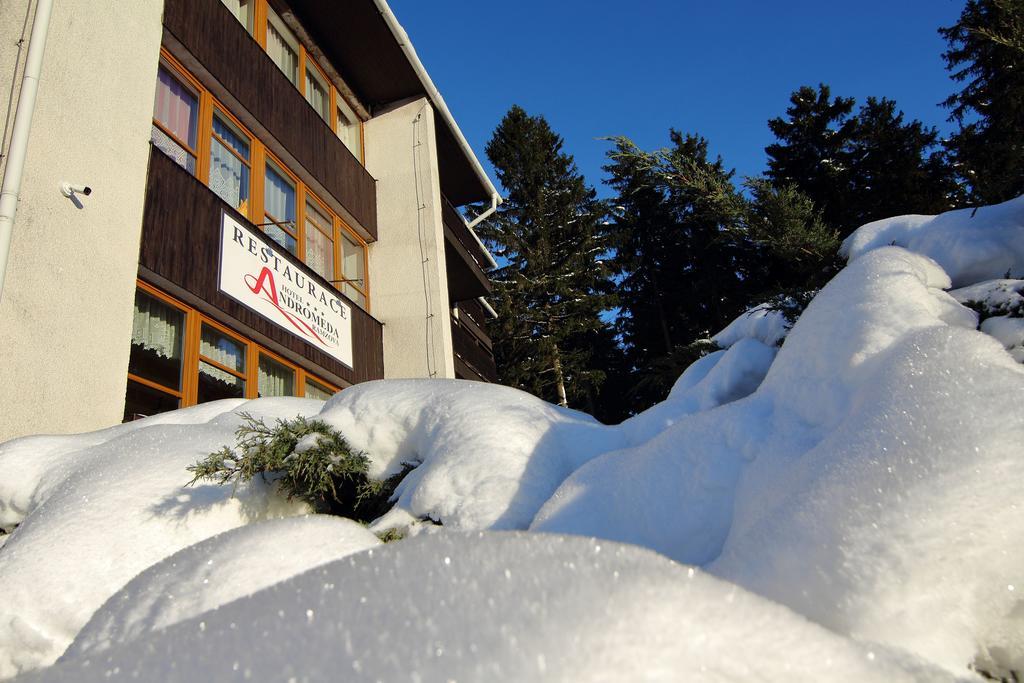 Hotel Andromeda Ostružná Exterior foto